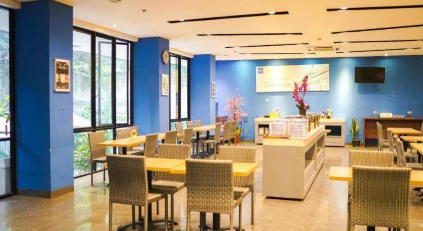 万隆法布酒店 外观 照片